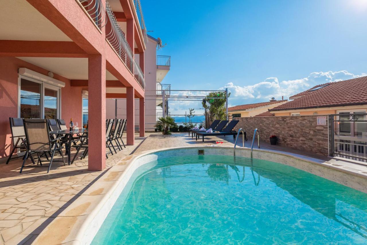 Solaris Holiday Home - Private Pool Stanici Εξωτερικό φωτογραφία