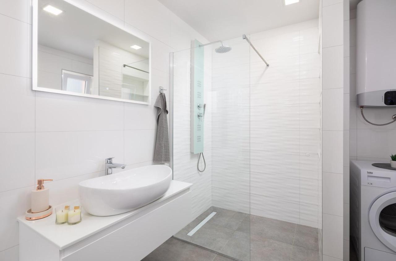 Solaris Holiday Home - Private Pool Stanici Εξωτερικό φωτογραφία