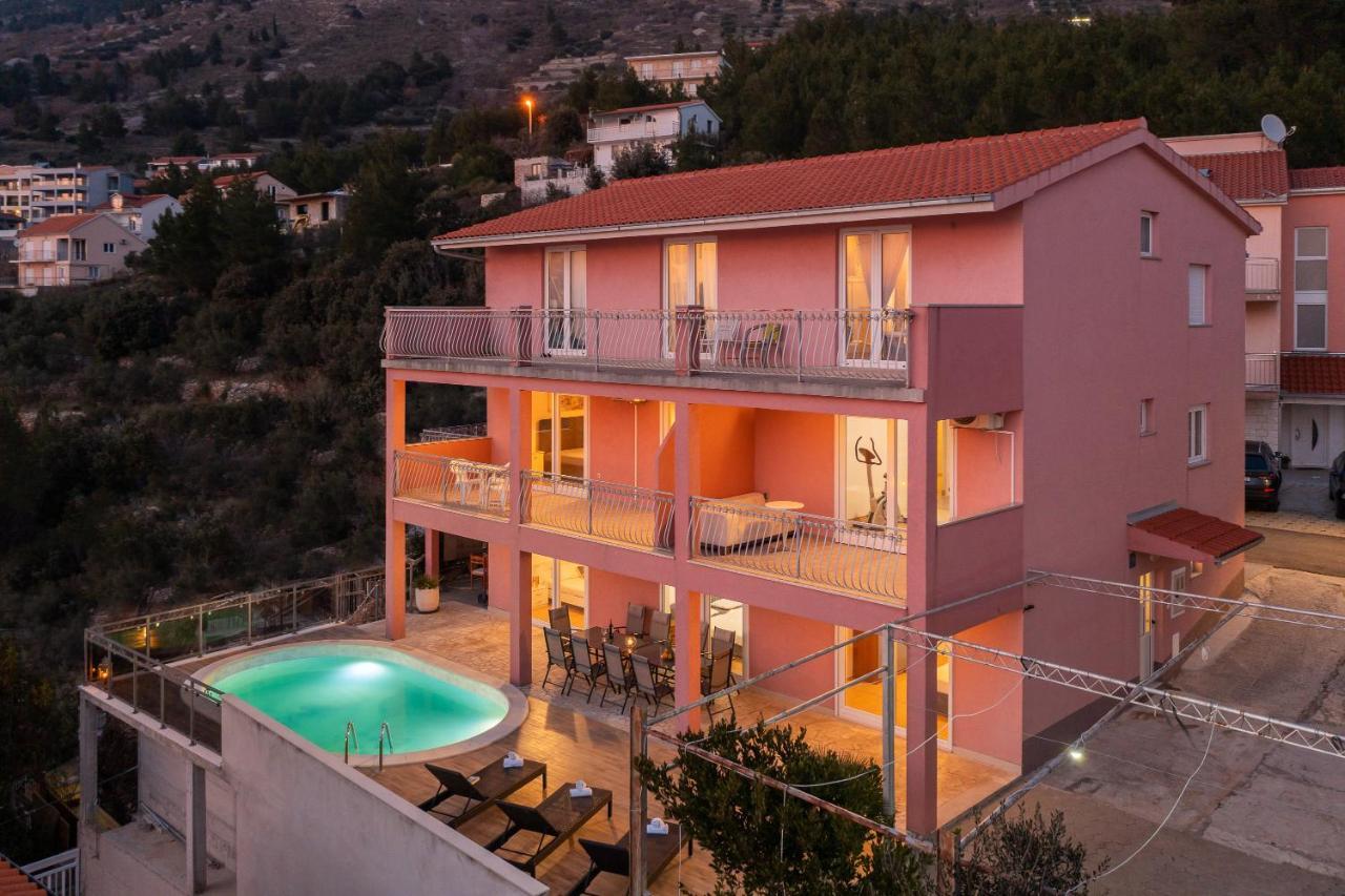 Solaris Holiday Home - Private Pool Stanici Εξωτερικό φωτογραφία